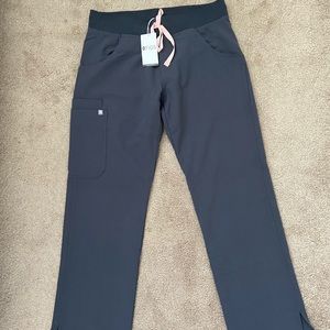 FIGS CHARCOAL SCRUB KATE BOTTOM  (SMALL, PETITE)